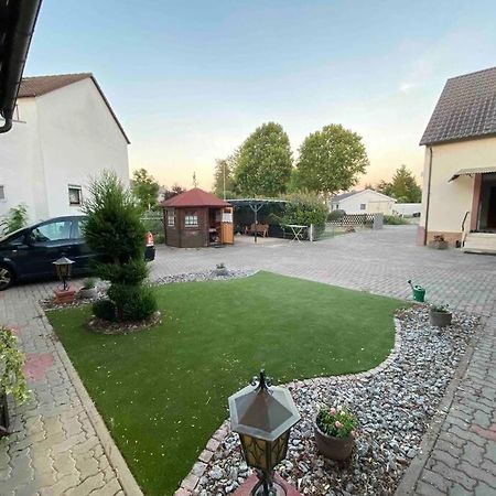 Ferienwohnung Malin Ludwigshafen am Rhein Exterior photo